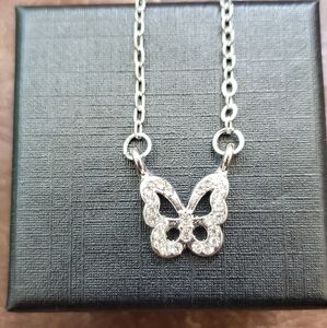 NEW Rhinestone Butterfly Pendant Necklace silver